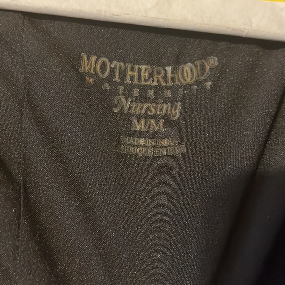 Motherhood maternity medium nursing blouse - Picture 2 of 4